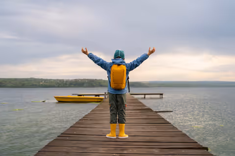 Solo Travel Guide: Benefits, Tips, Safety, and Planning for Beginners