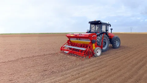 Seed Drills Explained: Discover How They Work, Important Facts, Usage Tips, and Farming Insights